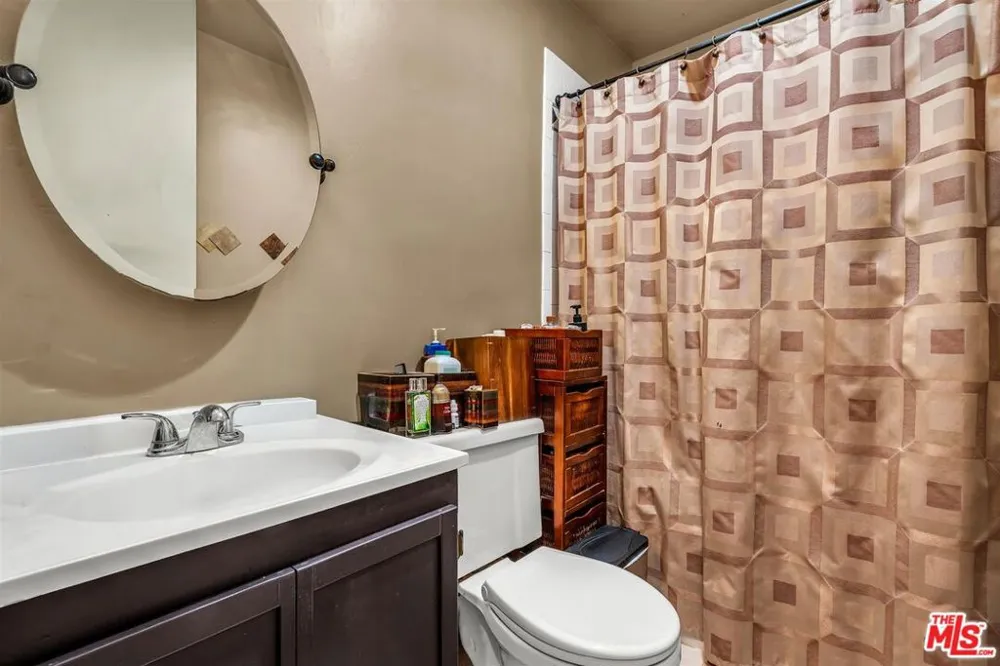 6305 Green Valley Circle #213 Culver City, CA 90230