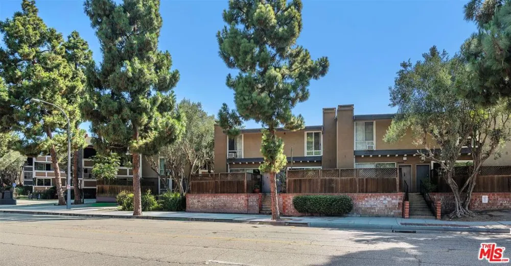 6305 Green Valley Circle #213 Culver City, CA 90230