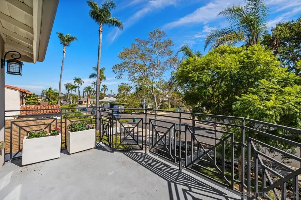 4282 Middlesex Drive San Diego, CA 92116