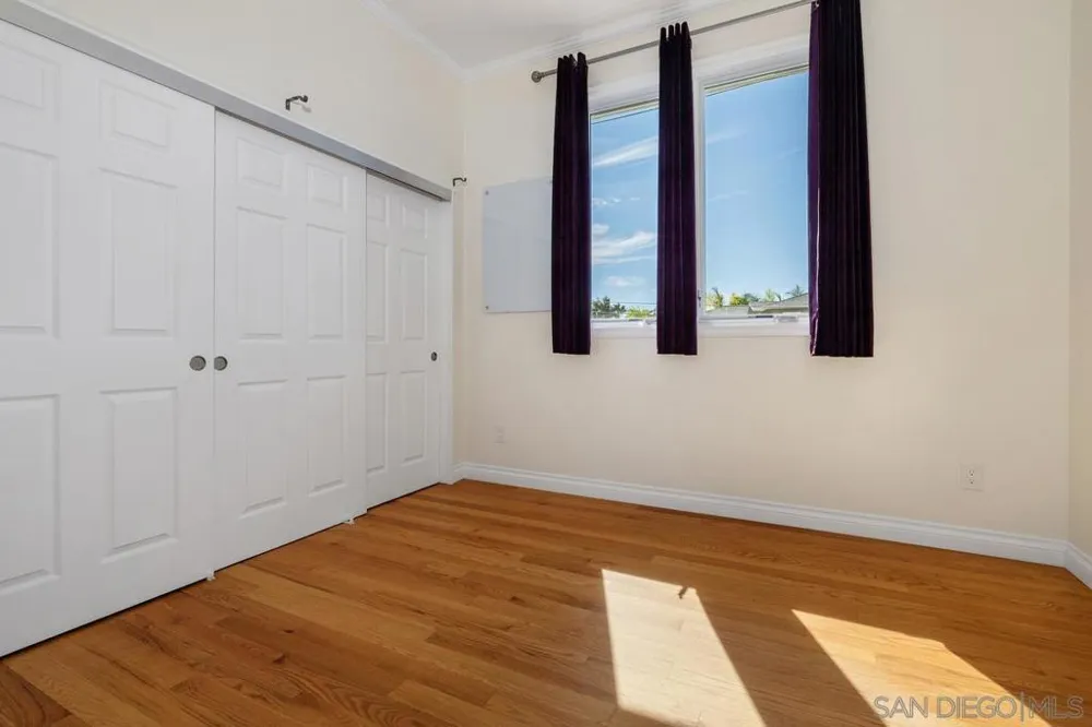 4282 Middlesex Drive San Diego, CA 92116
