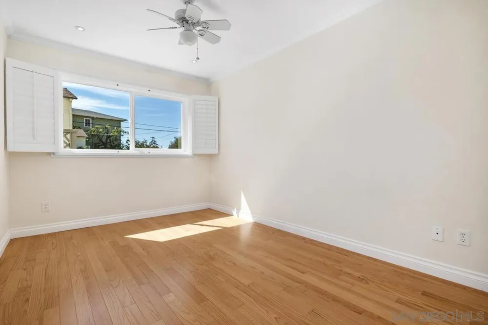 4282 Middlesex Drive San Diego, CA 92116