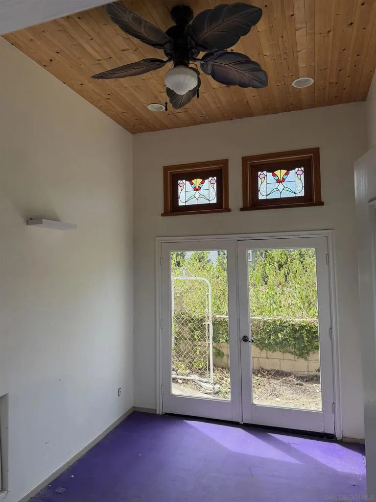 4282 Middlesex Drive San Diego, CA 92116