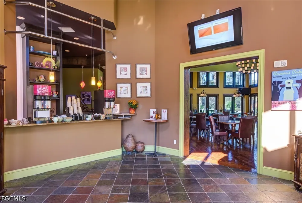 Rosalinda Court Fort Myers, FL 33912