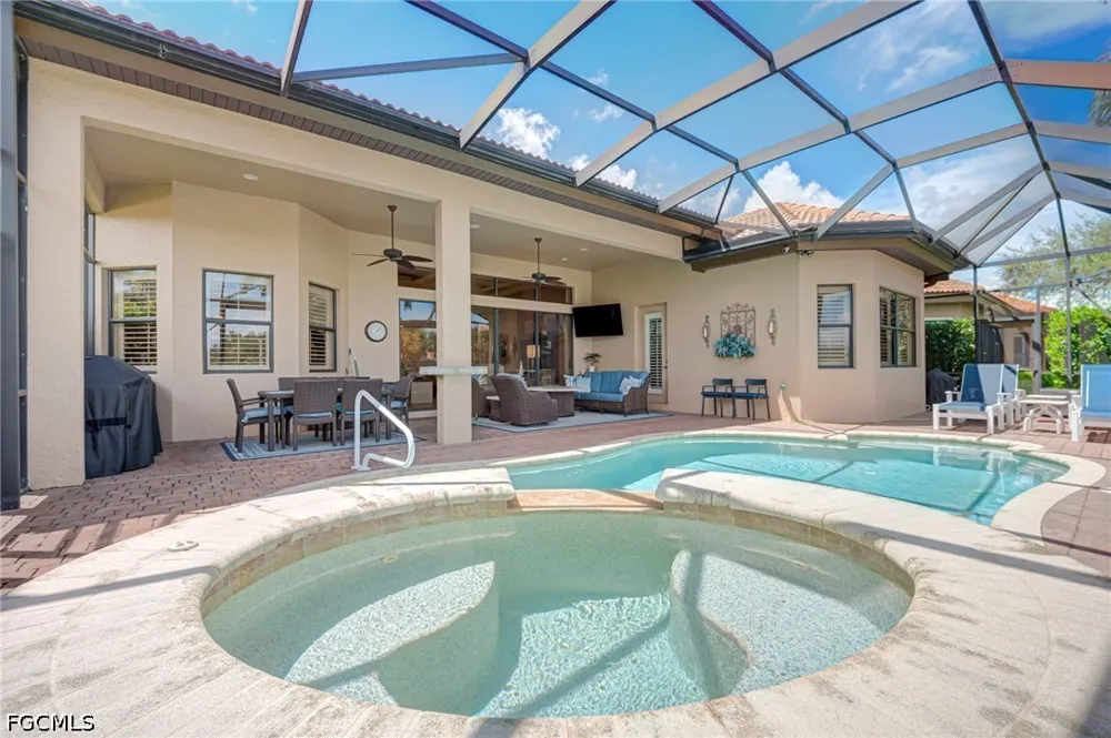 Rosalinda Court Fort Myers, FL 33912
