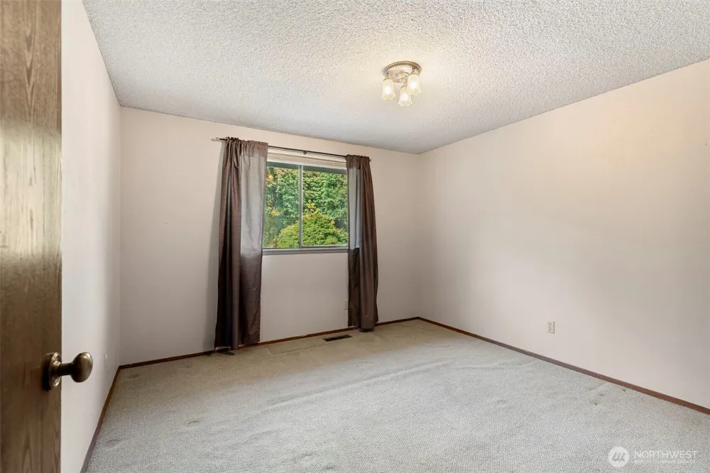 4505 Phillips Road SE Port Orchard, WA 98366