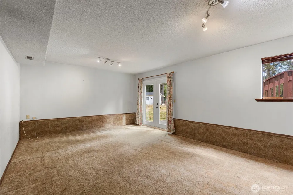 4505 Phillips Road SE Port Orchard, WA 98366