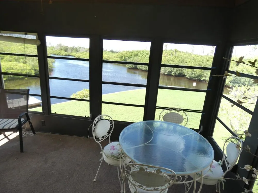 9940 EAGLES POINT CIRCLE #3 Port Richey, FL 34668