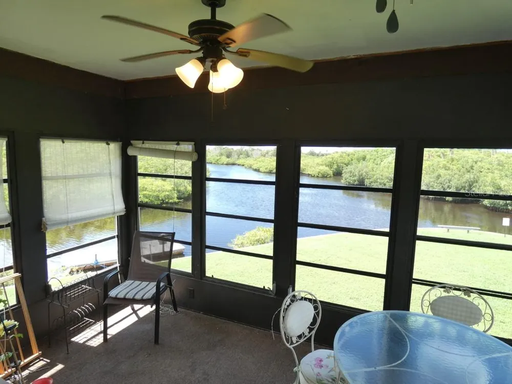 9940 EAGLES POINT CIRCLE #3 Port Richey, FL 34668