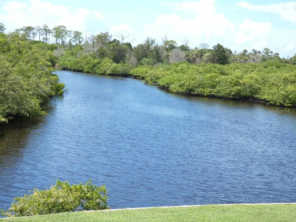 9940 EAGLES POINT CIRCLE #3 Port Richey, FL 34668