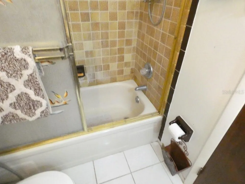 9940 EAGLES POINT CIRCLE #3 Port Richey, FL 34668