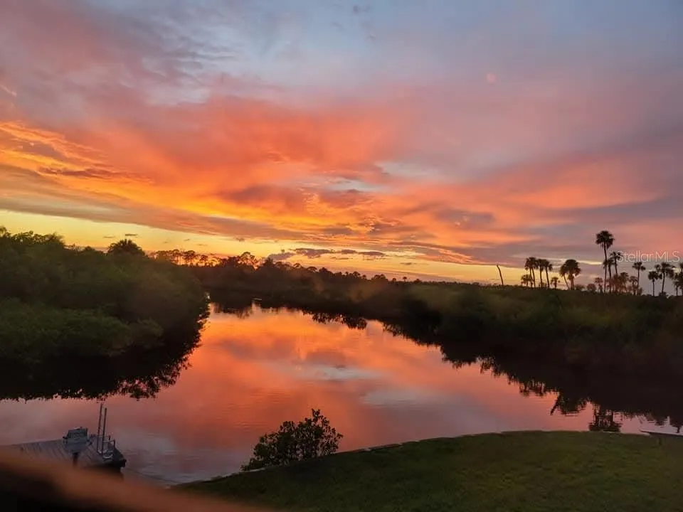 9940 EAGLES POINT CIRCLE #3 Port Richey, FL 34668