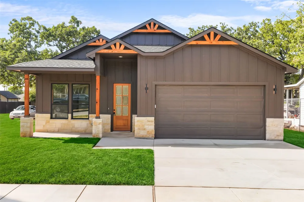 4918 Sunshine Drive Fort Worth, TX 76105