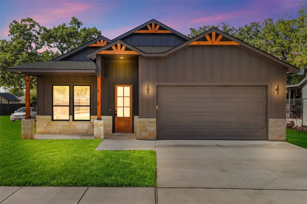 4918 Sunshine Drive Fort Worth, TX 76105