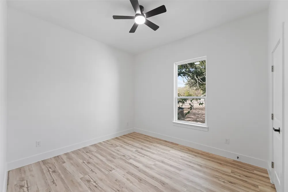 4918 Sunshine Drive Fort Worth, TX 76105