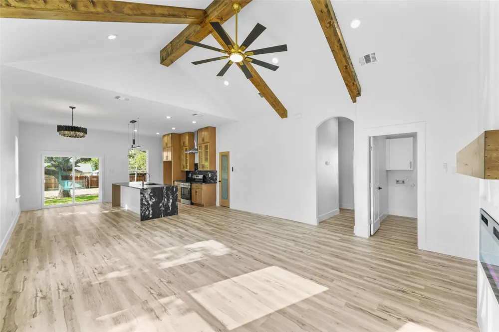 4918 Sunshine Drive Fort Worth, TX 76105