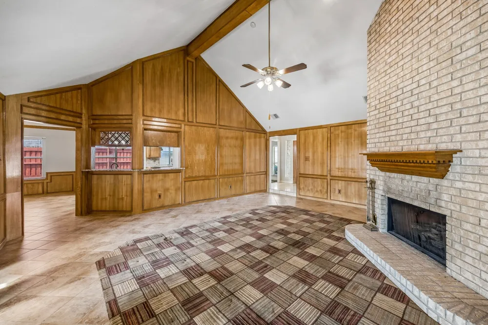 1324 Red Maple Drive Carrollton, TX 75007