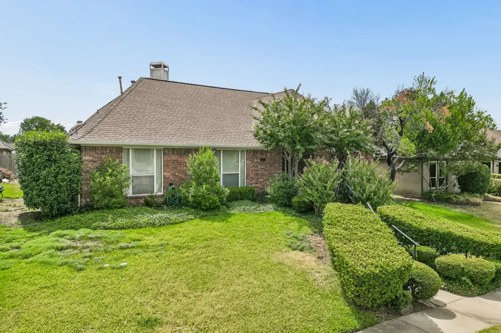 1324 Red Maple Drive Carrollton, TX 75007