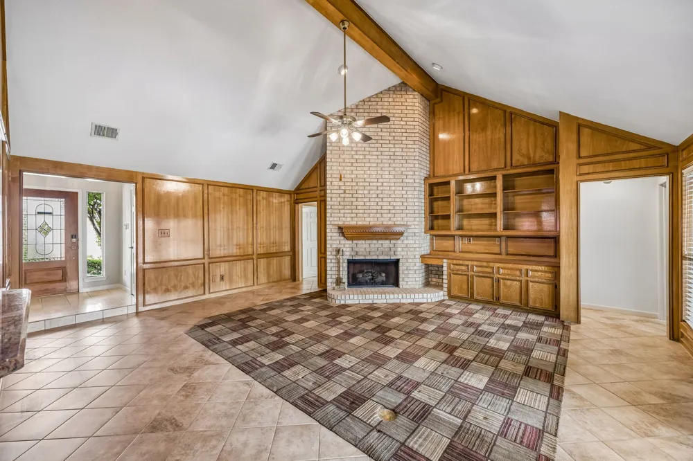 1324 Red Maple Drive Carrollton, TX 75007