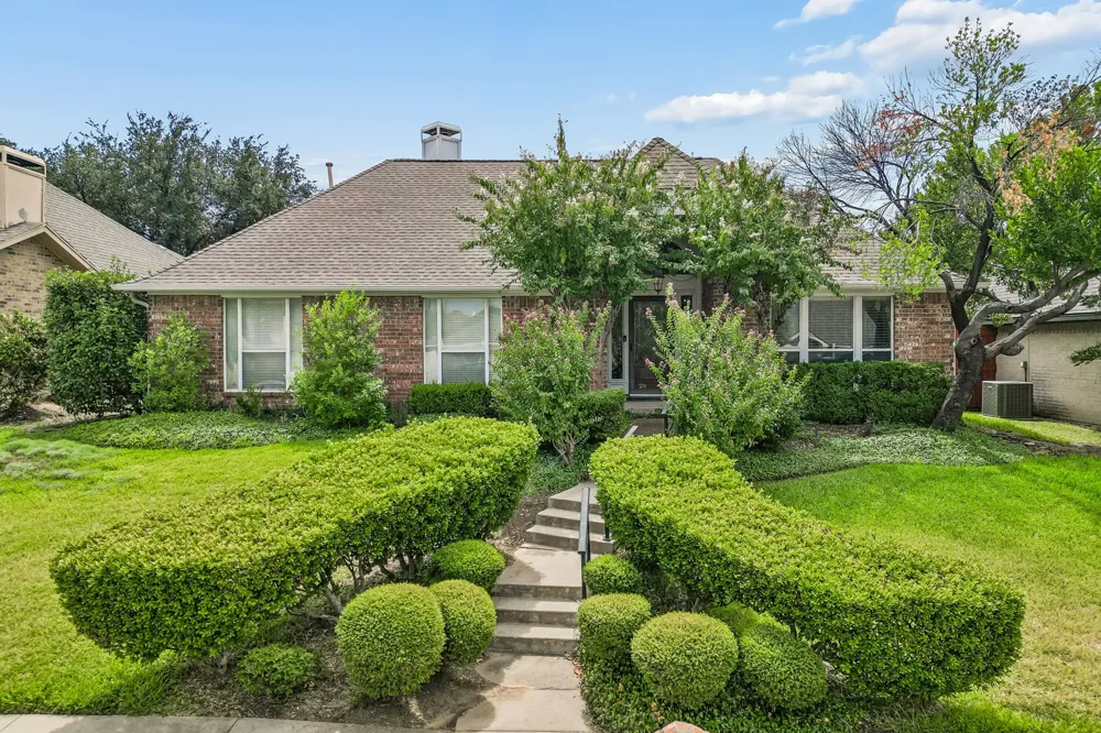 1324 Red Maple Drive Carrollton, TX 75007