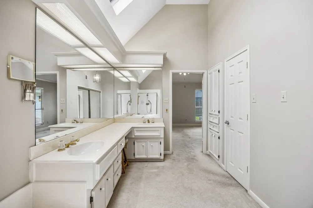 1324 Red Maple Drive Carrollton, TX 75007
