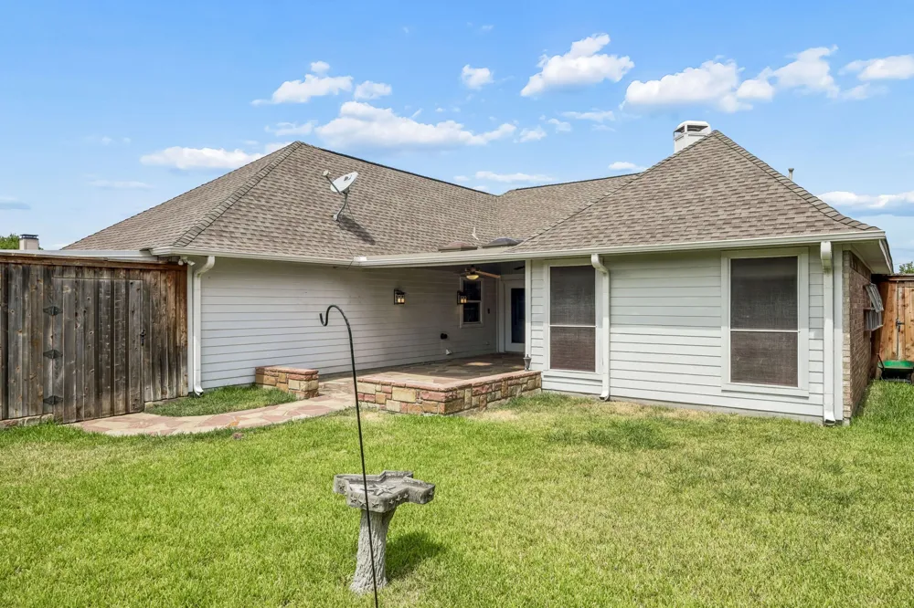 1324 Red Maple Drive Carrollton, TX 75007