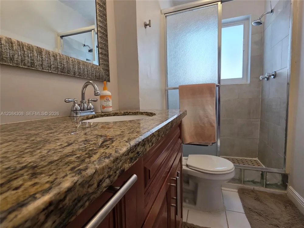 1430 68th Ave #B Hollywood, FL 33024