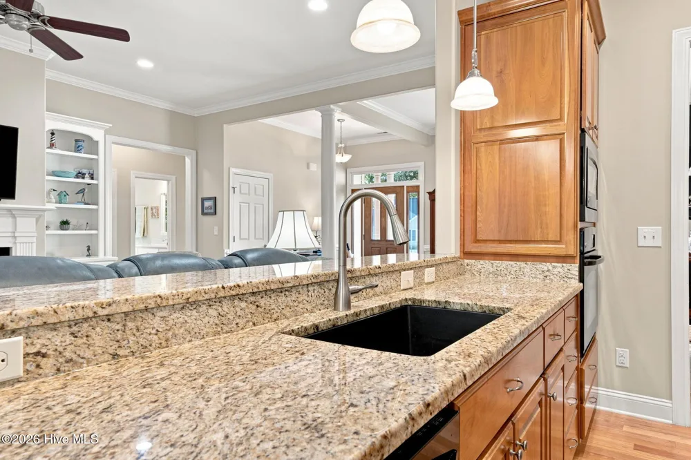 4542 Moss Bend New Bern, NC 28562