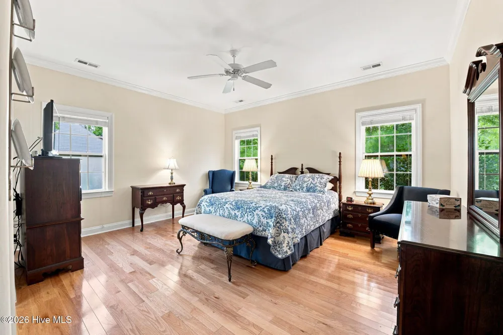 4542 Moss Bend New Bern, NC 28562