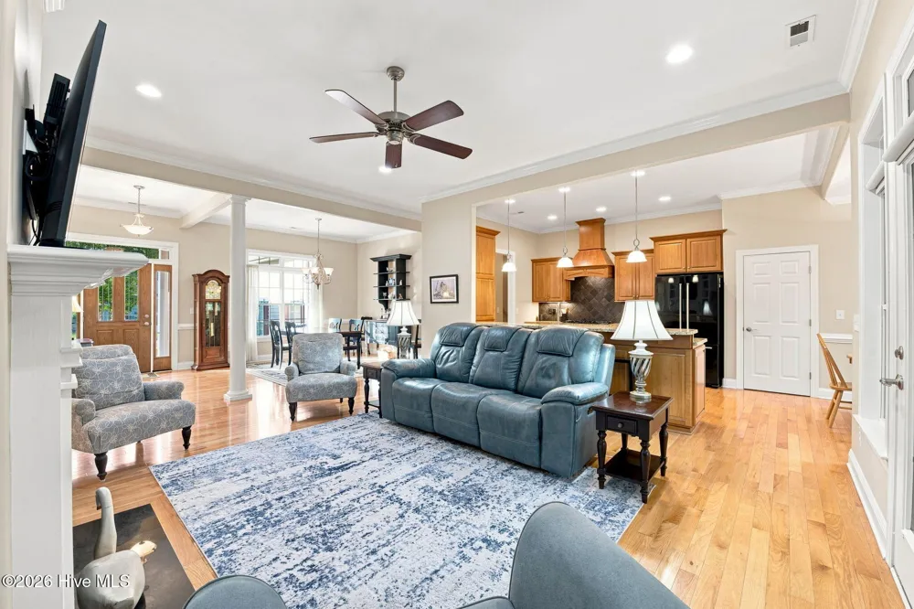 4542 Moss Bend New Bern, NC 28562