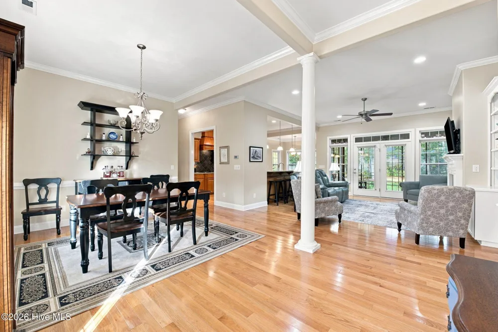 4542 Moss Bend New Bern, NC 28562