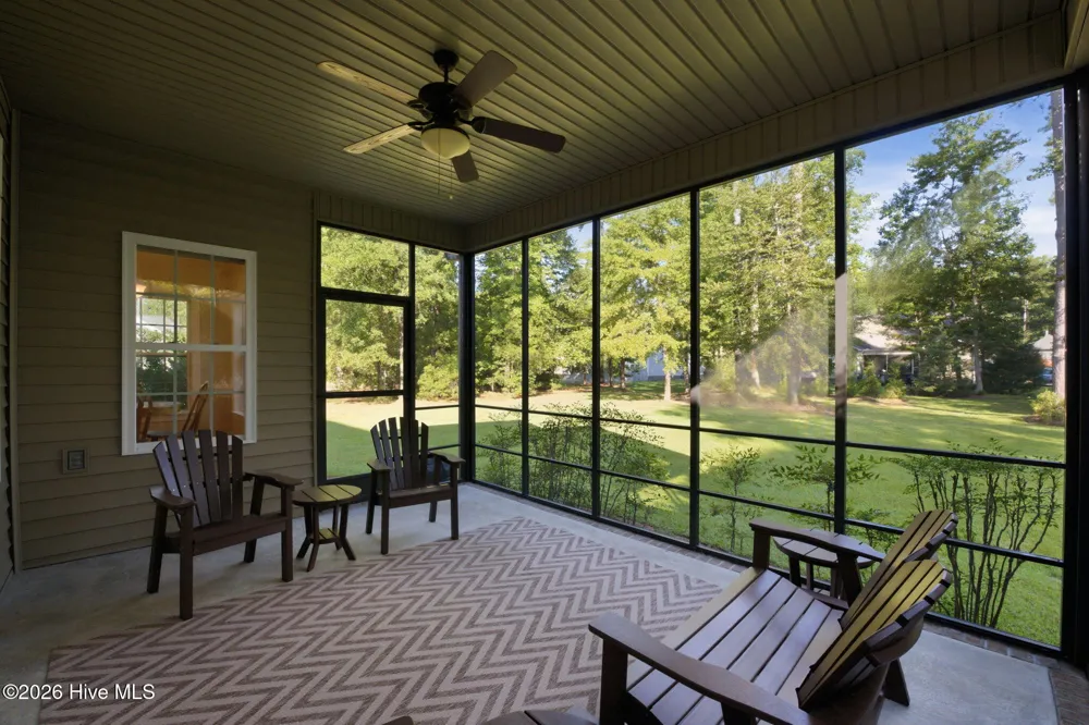 4542 Moss Bend New Bern, NC 28562