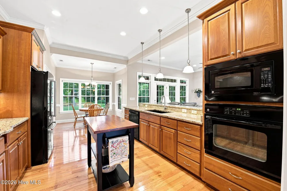 4542 Moss Bend New Bern, NC 28562