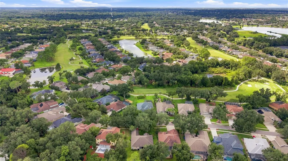 5924 CHERRY OAK DRIVE Valrico, FL 33596