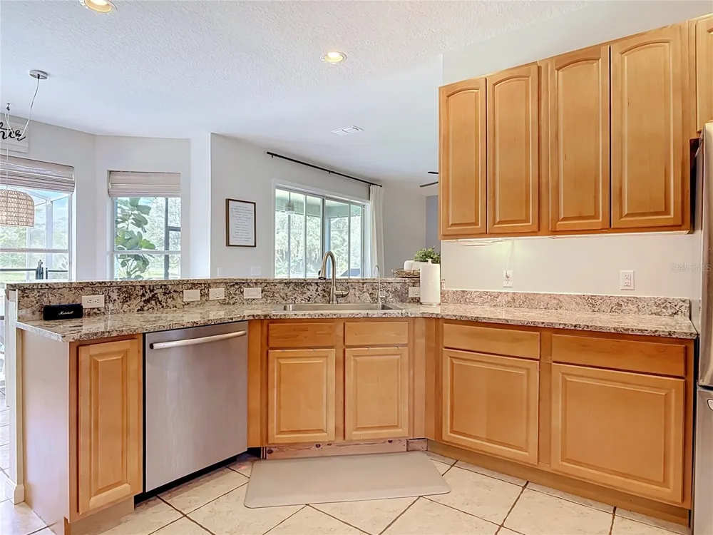 2415 LAKE STREET Deltona, FL 32738