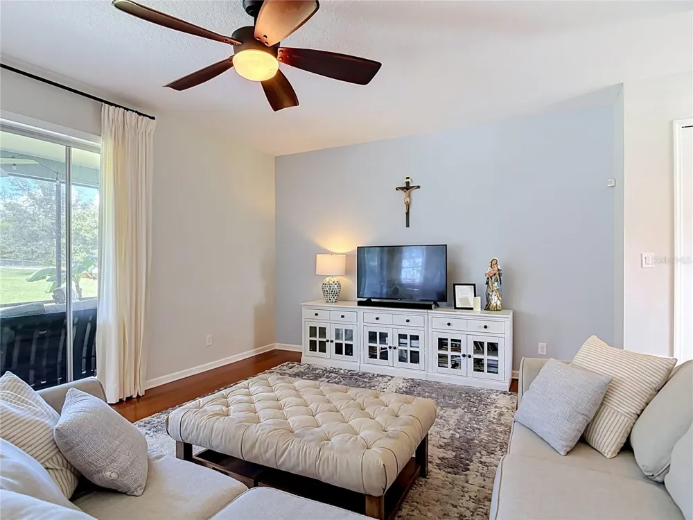 2415 LAKE STREET Deltona, FL 32738