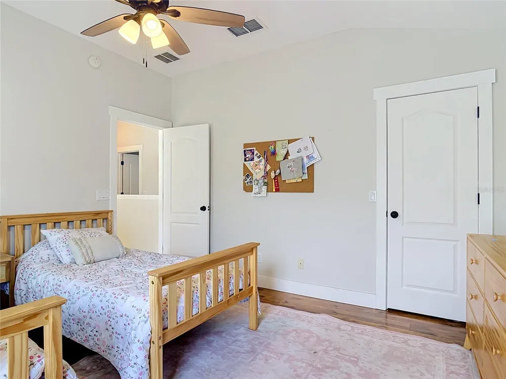 2415 LAKE STREET Deltona, FL 32738