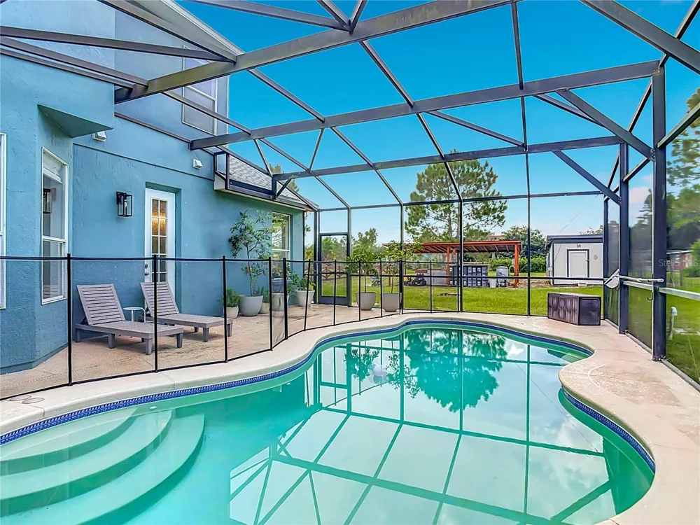 2415 LAKE STREET Deltona, FL 32738