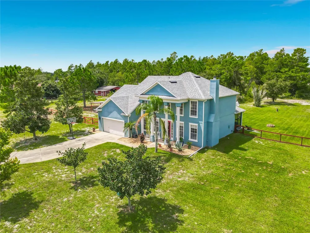 2415 LAKE STREET Deltona, FL 32738