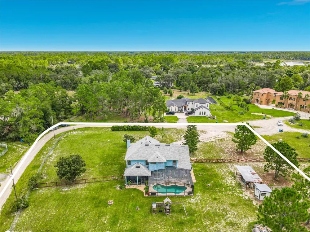 2415 LAKE STREET Deltona, FL 32738