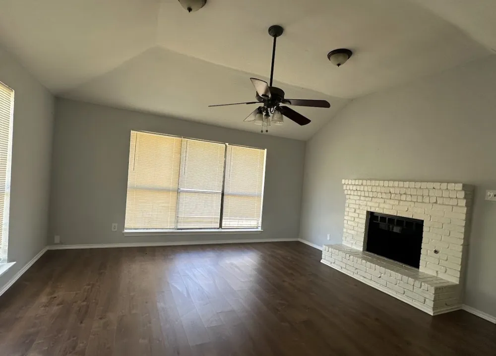 2217 Crestview Lane Rowlett, TX 75088