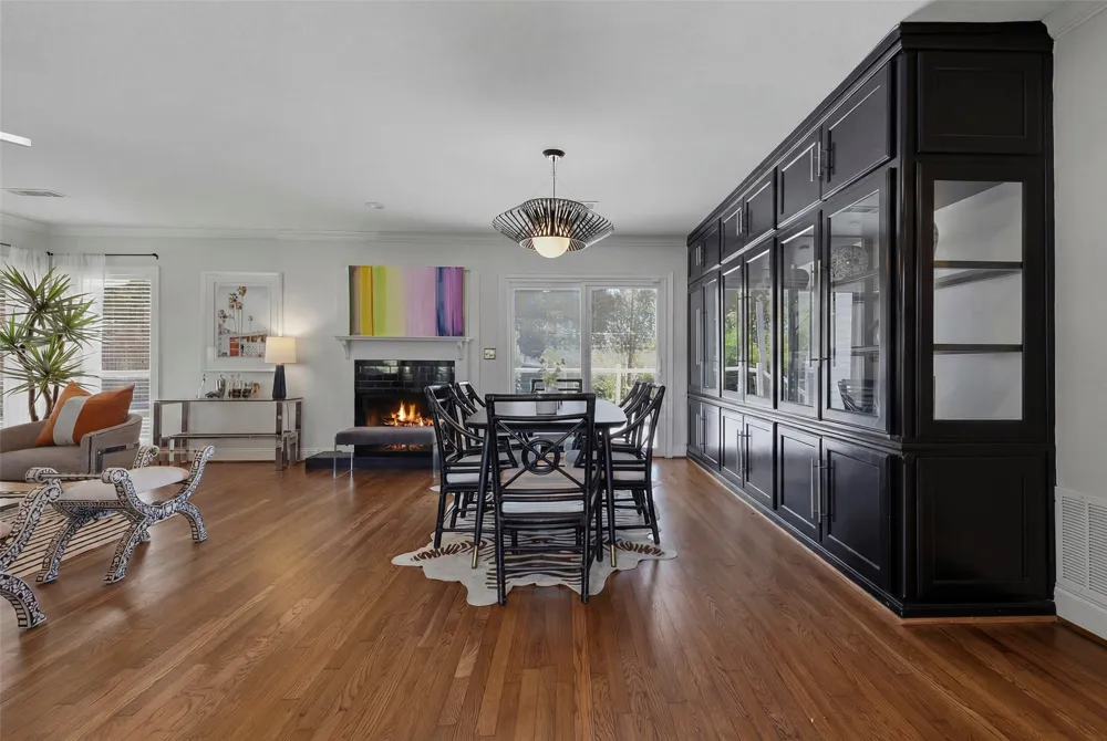 4817 Winthrop Avenue E Fort Worth, TX 76116