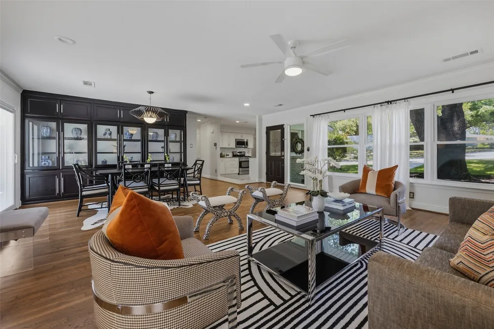 4817 Winthrop Avenue E Fort Worth, TX 76116