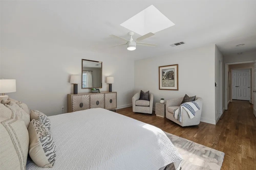 4817 Winthrop Avenue E Fort Worth, TX 76116