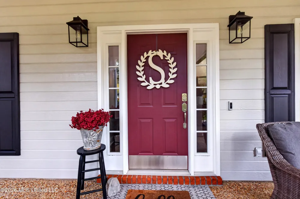 207 Longleaf Drive Petal, MS 39465