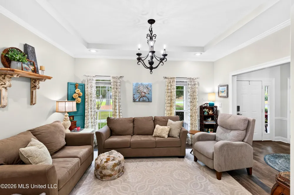 207 Longleaf Drive Petal, MS 39465