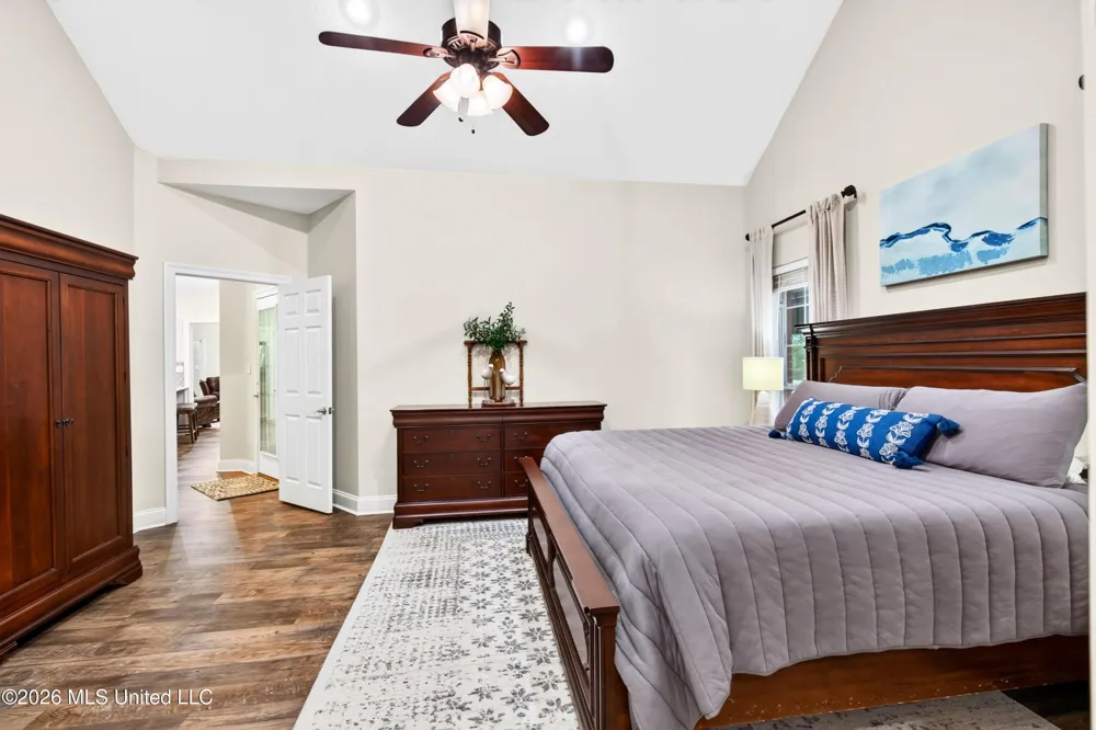 207 Longleaf Drive Petal, MS 39465