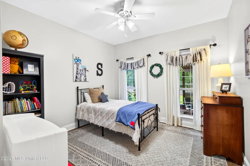 207 Longleaf Drive Petal, MS 39465