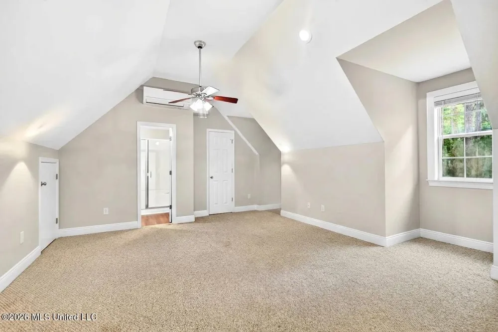 207 Longleaf Drive Petal, MS 39465