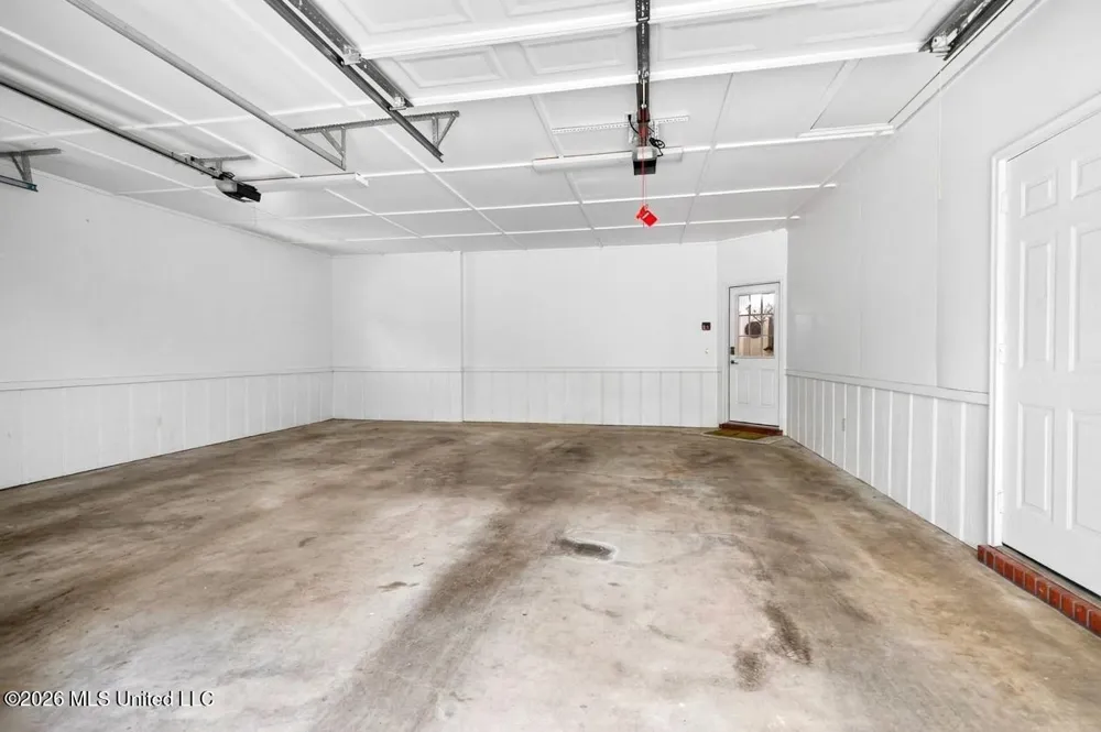 207 Longleaf Drive Petal, MS 39465