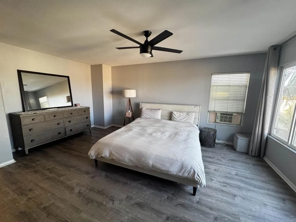 1640 Dear Peak Chula Vista, CA 91913
